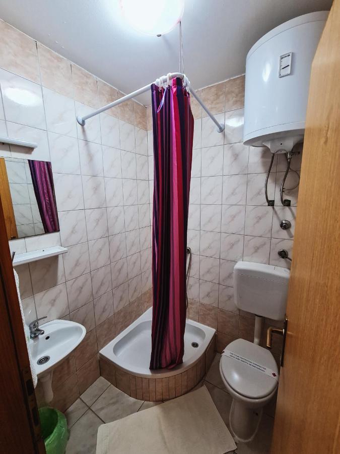 Guest House Davorka 네움 외부 사진