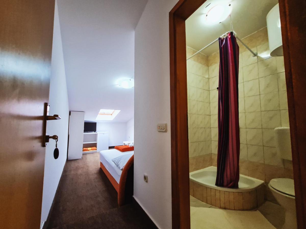 Guest House Davorka 네움 외부 사진