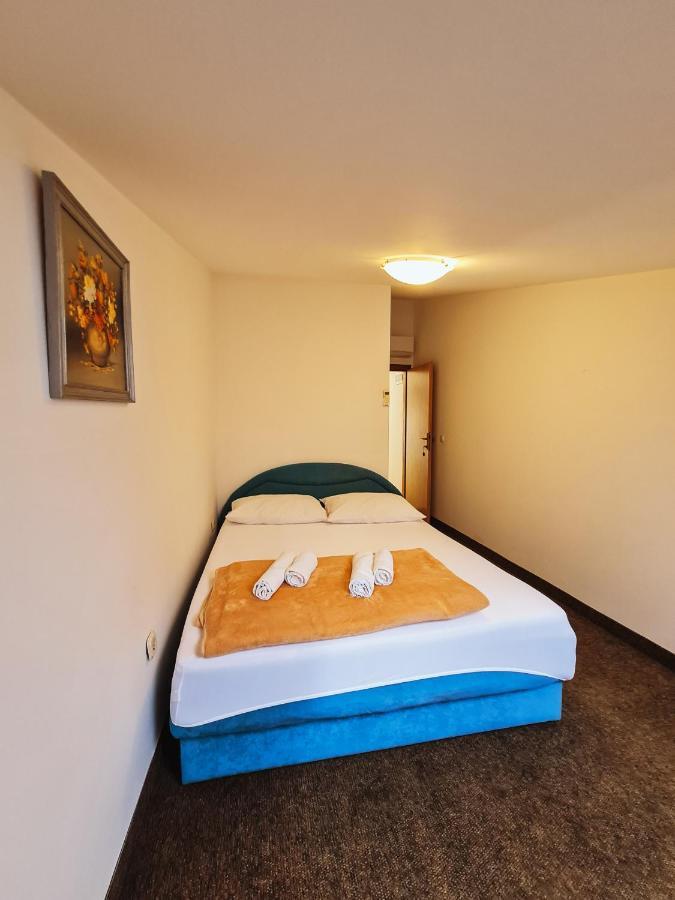 Guest House Davorka 네움 외부 사진